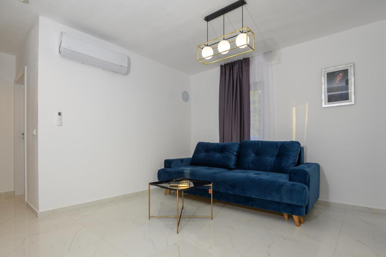 Luxury Apartments Leonika Bibinje Bagian luar foto