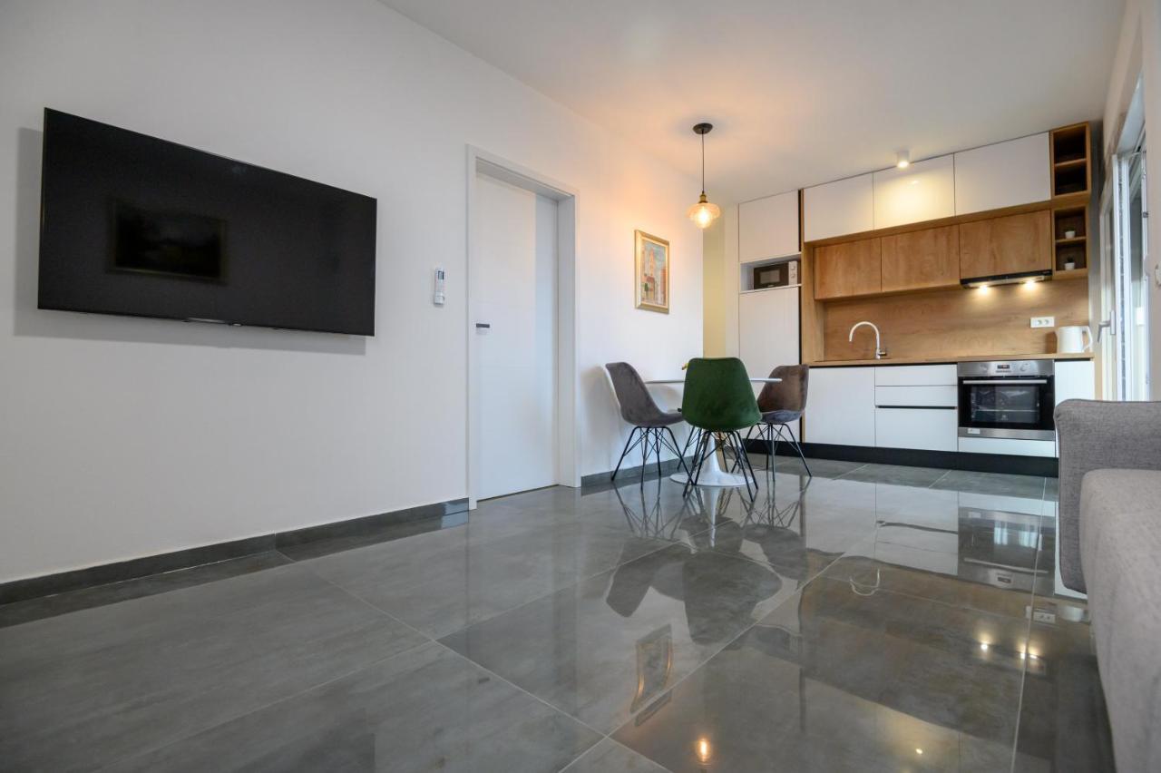 Luxury Apartments Leonika Bibinje Bagian luar foto