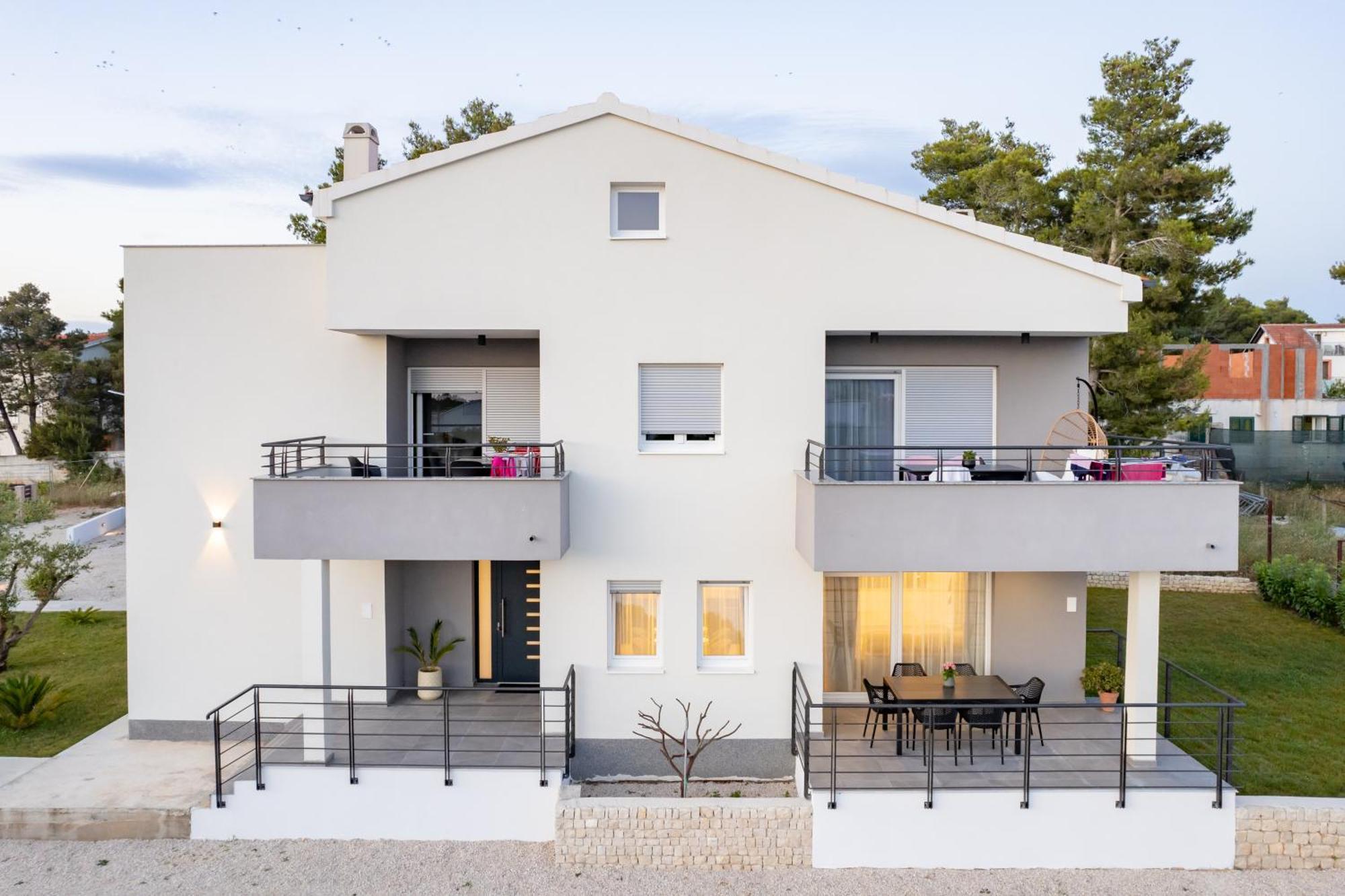 Luxury Apartments Leonika Bibinje Bagian luar foto