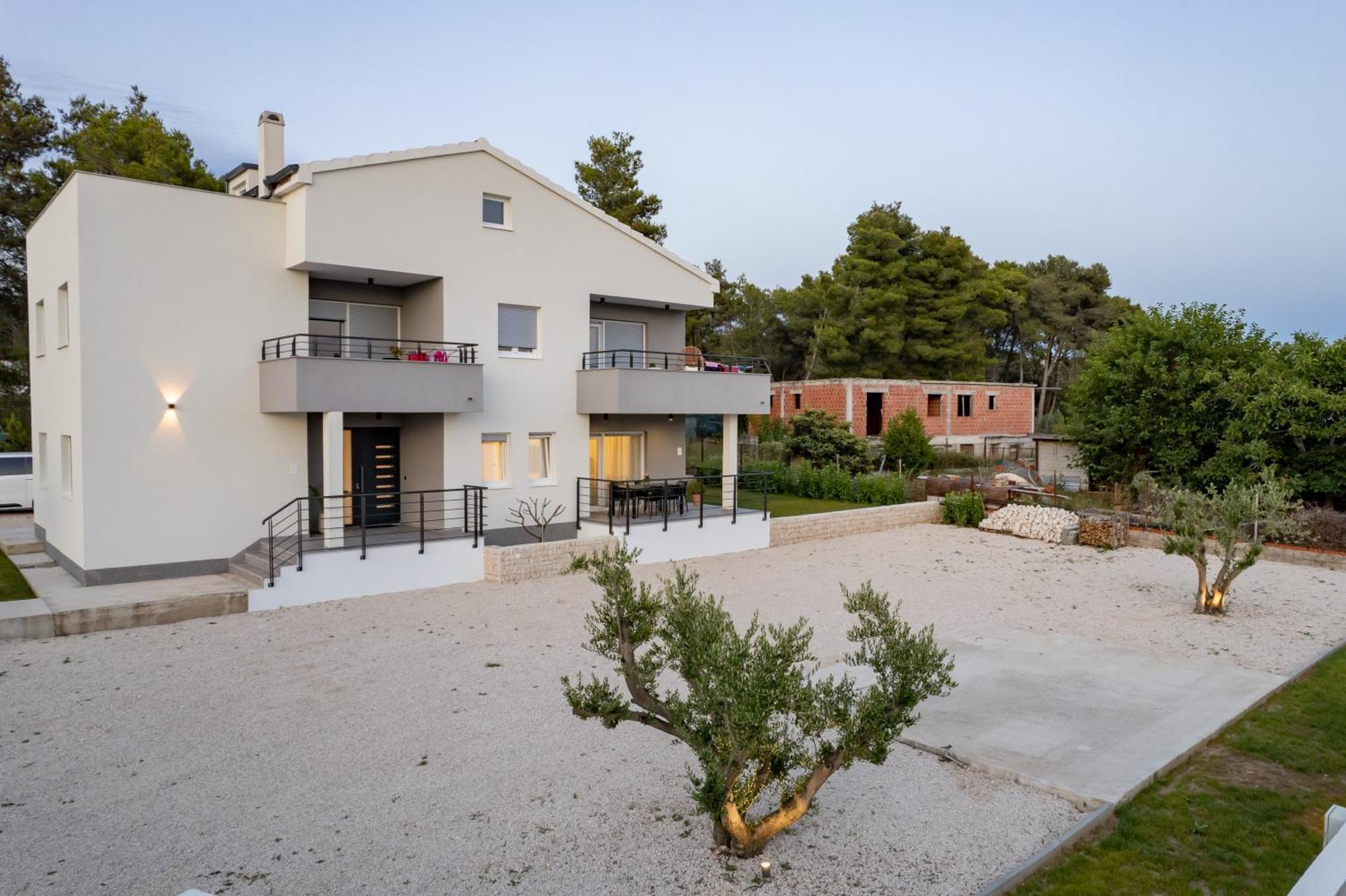 Luxury Apartments Leonika Bibinje Bagian luar foto