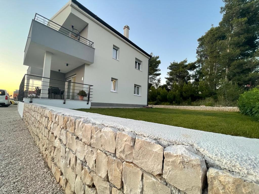 Luxury Apartments Leonika Bibinje Bagian luar foto
